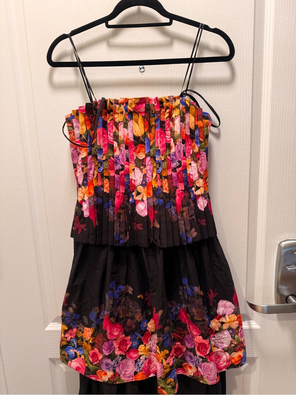 Elliatt Alice Strapless Tiered Maxi Dress in Black Floral Size S NWT - Picture 8 of 9